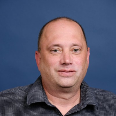 Portrait of Dr. Kenneth W. Peeples